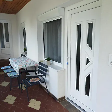 Apartamento Rozi Vendeghaz Teleki