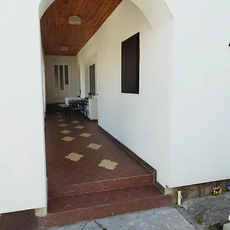 Apartamento Rozi Vendeghaz *